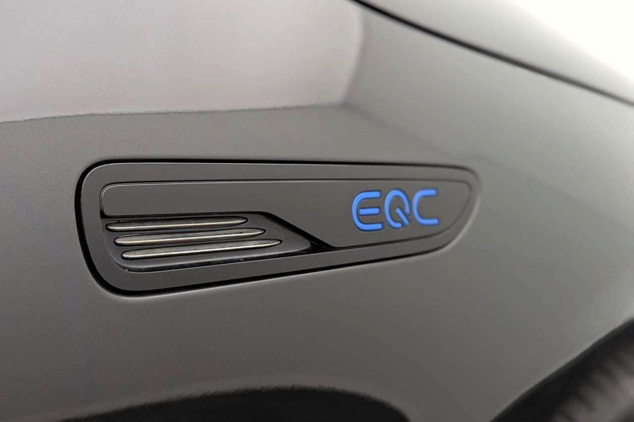2021 MERCEDES-BENZ EQC 2021 MERCEDES-BENZ EQC