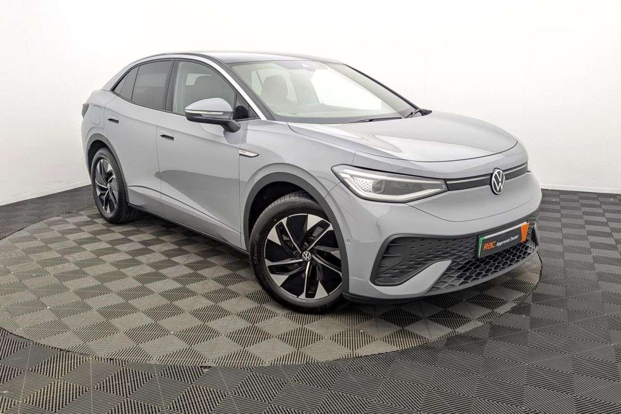 A 2023 VOLKSWAGEN ID.5 Pro 77kWh Style SUV 5dr Electric Auto (174 ps) Award Winning 5 Star Dealers A 2023 VOLKSWAGEN ID.5 Pro 77kWh Style SUV 5dr Electric Auto (174 ps) Award Winning 5 Star Dealers