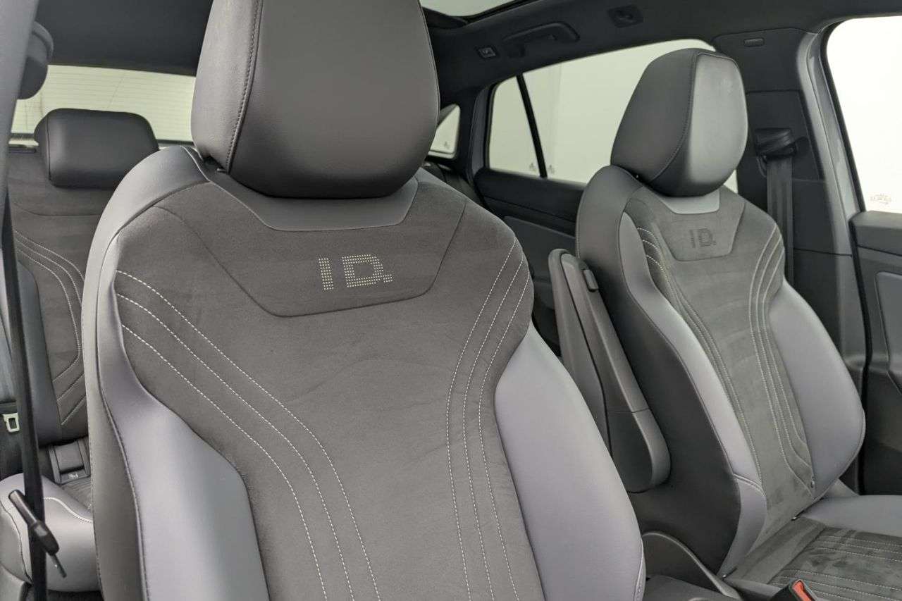 2023 VOLKSWAGEN ID.5 2023 VOLKSWAGEN ID.5
