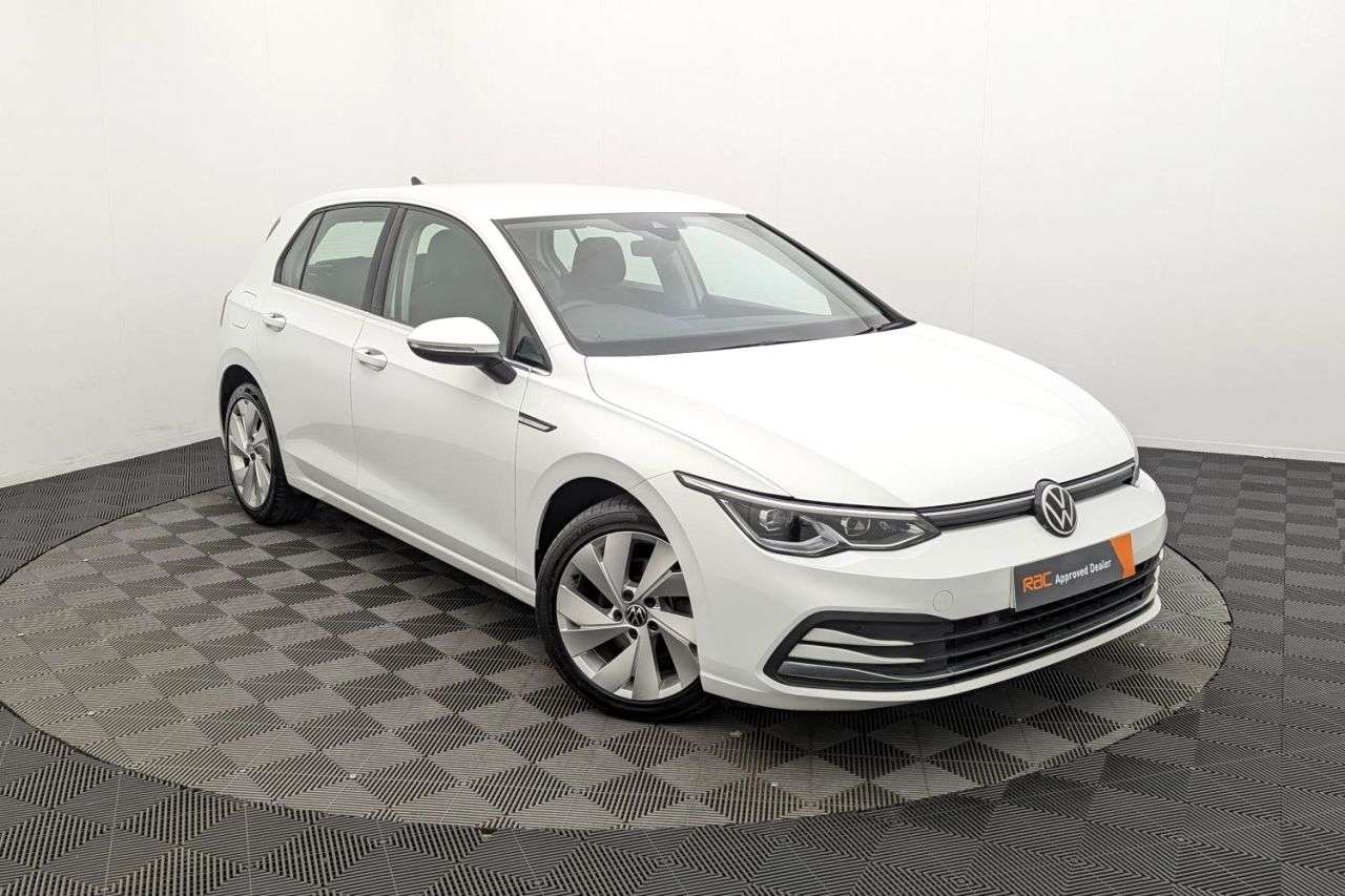 A 2021 VOLKSWAGEN GOLF 1.5 TSI Style Hatchback 5dr Petrol Manual Euro 6 (s/s) (130 ps) Award Winni A 2021 VOLKSWAGEN GOLF 1.5 TSI Style Hatchback 5dr Petrol Manual Euro 6 (s/s) (130 ps) Award Winni