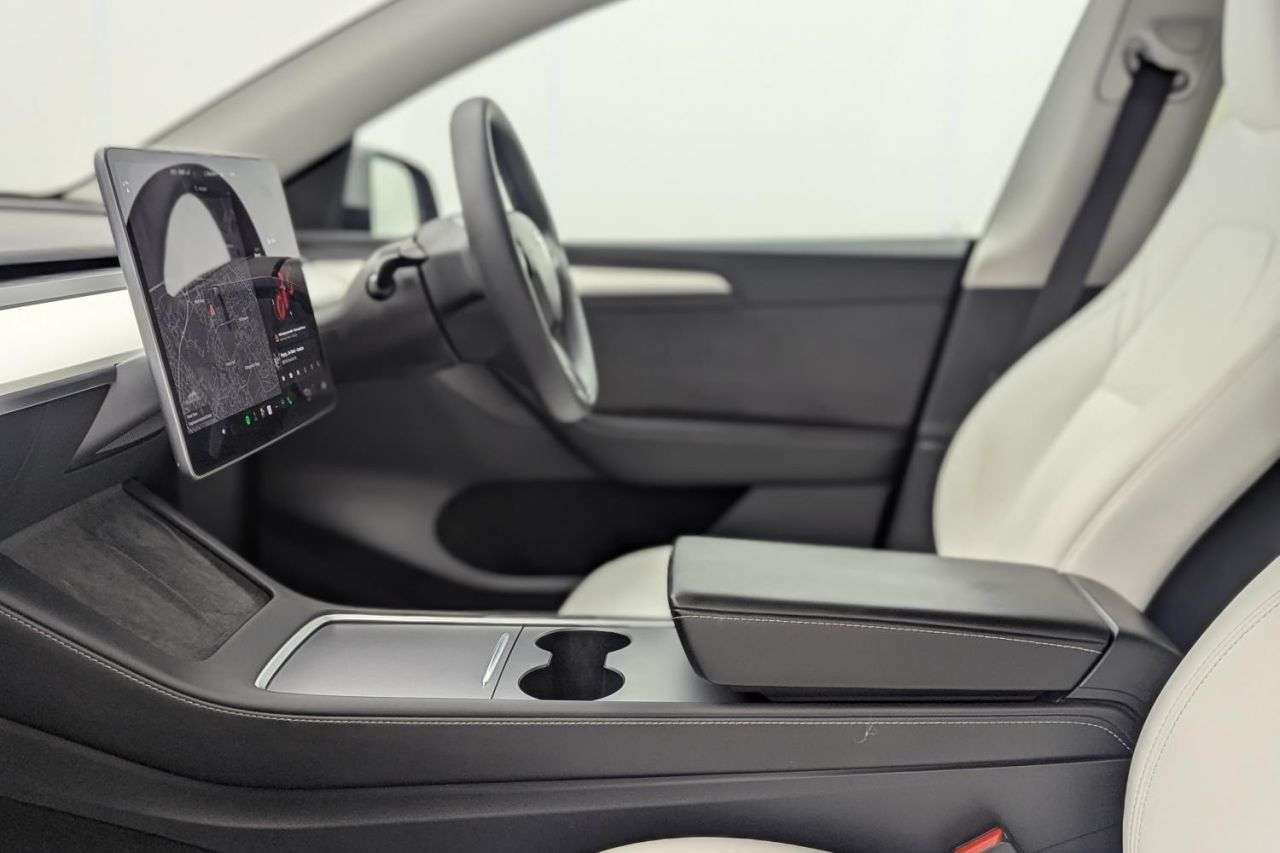 2022 TESLA MODEL Y 2022 TESLA MODEL Y
