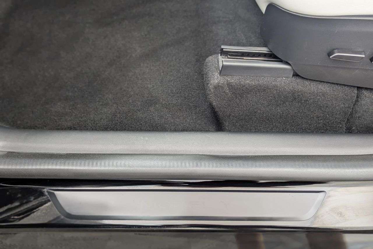 2022 TESLA MODEL Y 2022 TESLA MODEL Y