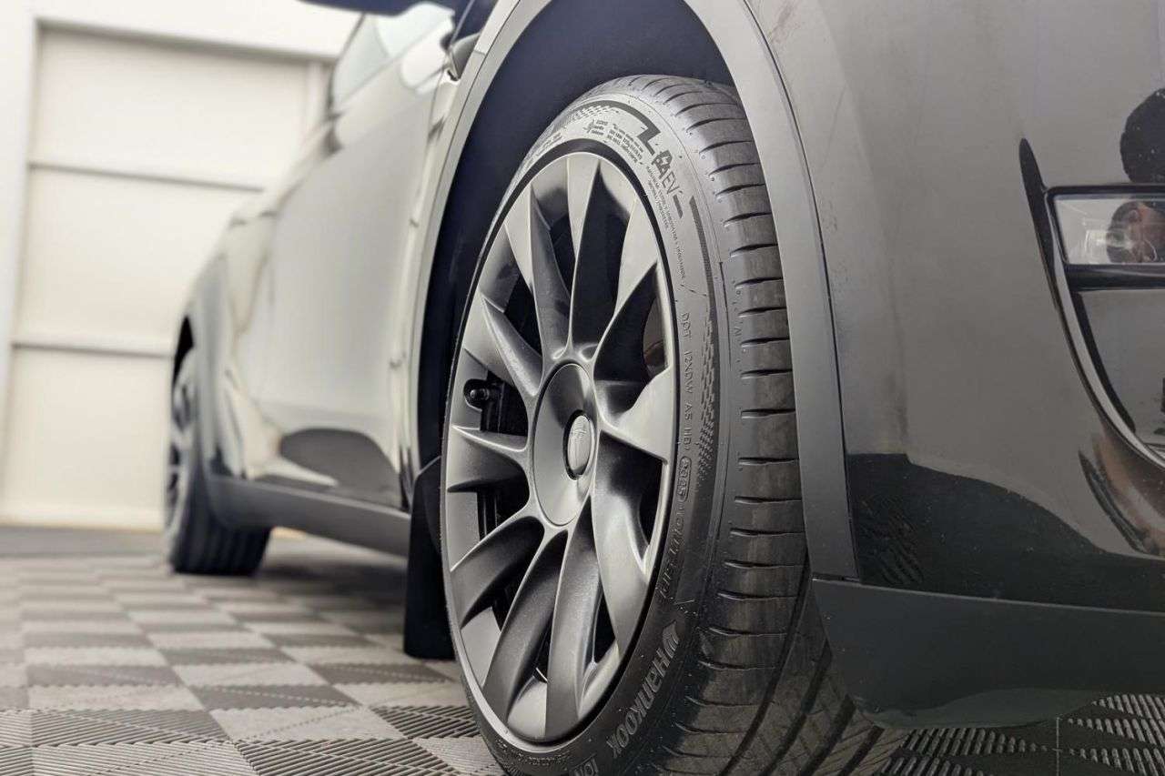 2022 TESLA MODEL Y 2022 TESLA MODEL Y