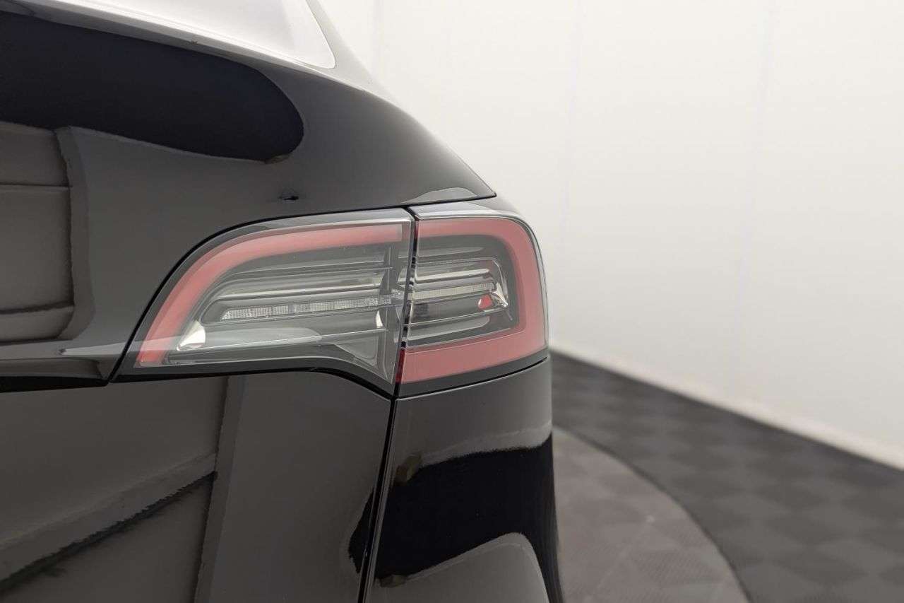 2022 TESLA MODEL Y 2022 TESLA MODEL Y