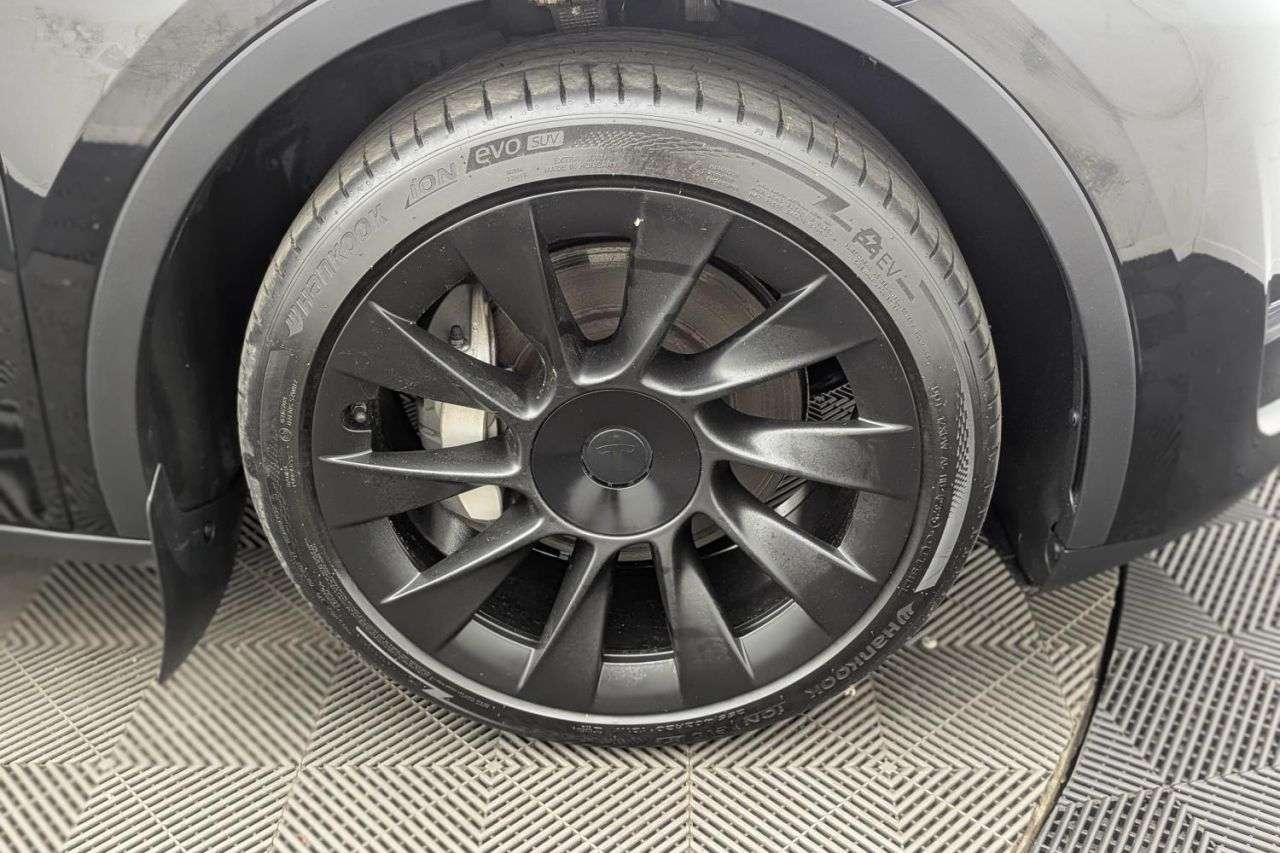 2022 TESLA MODEL Y 2022 TESLA MODEL Y