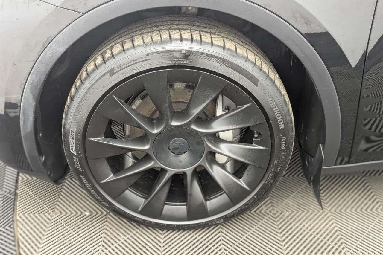 2022 TESLA MODEL Y 2022 TESLA MODEL Y