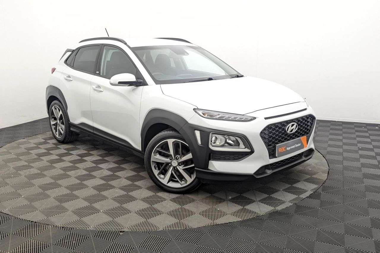 A 2020 HYUNDAI KONA 1.0 T-GDi Play SUV 5dr Petrol Manual Euro 6 (s/s) (120 ps) Award Winning 5 A 2020 HYUNDAI KONA 1.0 T-GDi Play SUV 5dr Petrol Manual Euro 6 (s/s) (120 ps) Award Winning 5