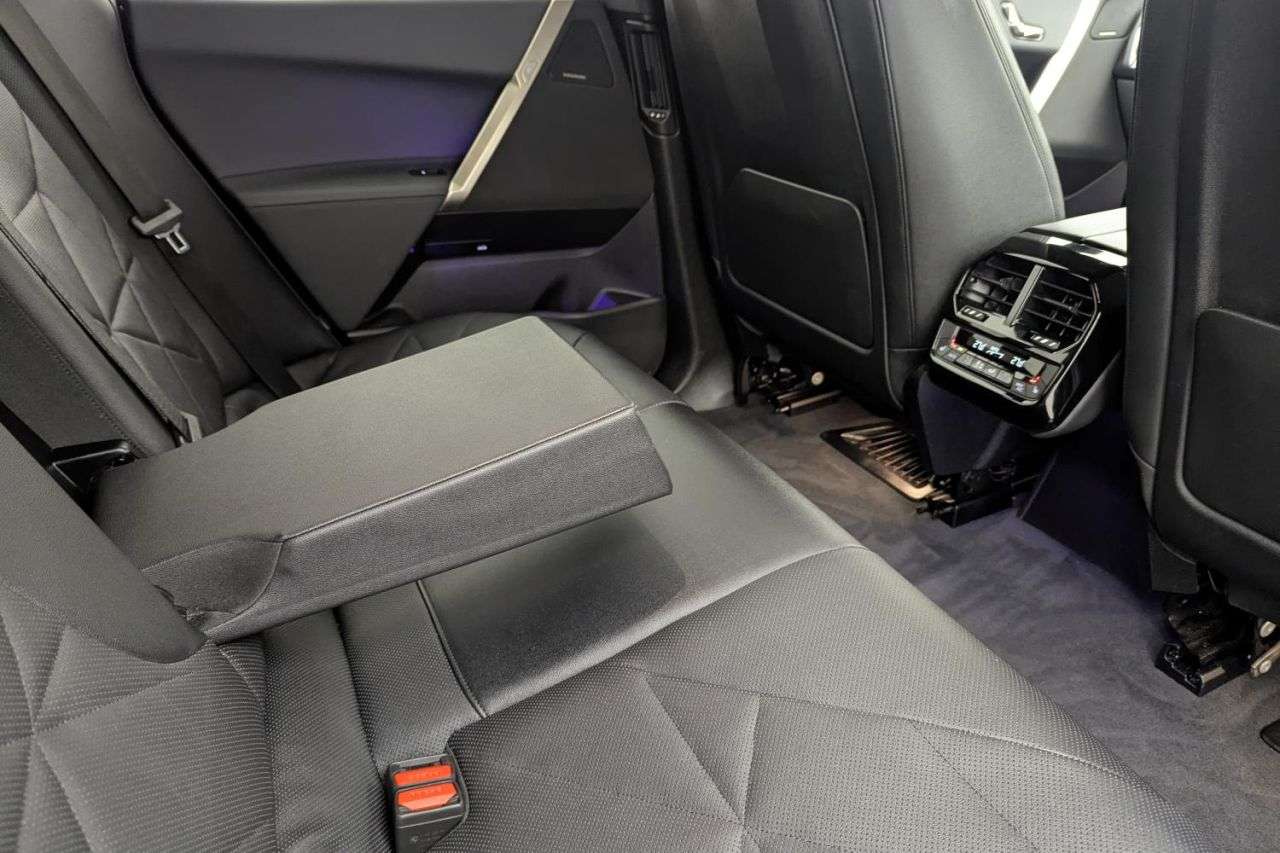 2023 BMW IX 2023 BMW IX