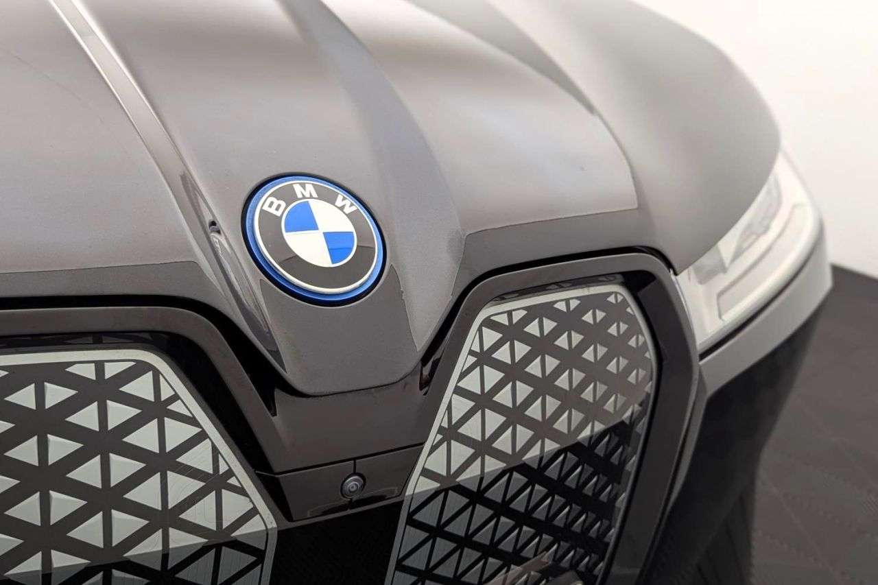 2023 BMW IX 2023 BMW IX