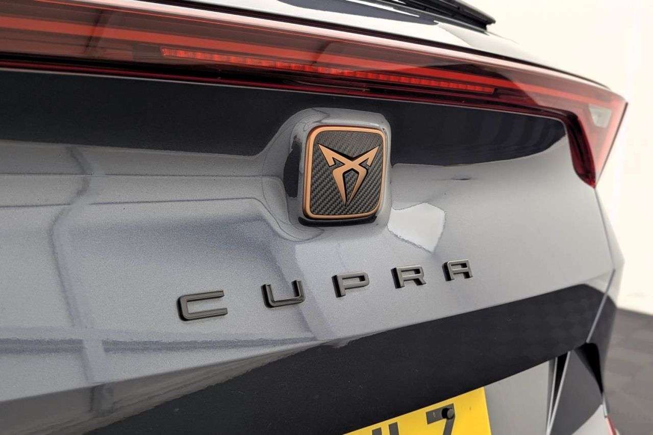 2021 CUPRA FORMENTOR 2021 CUPRA FORMENTOR