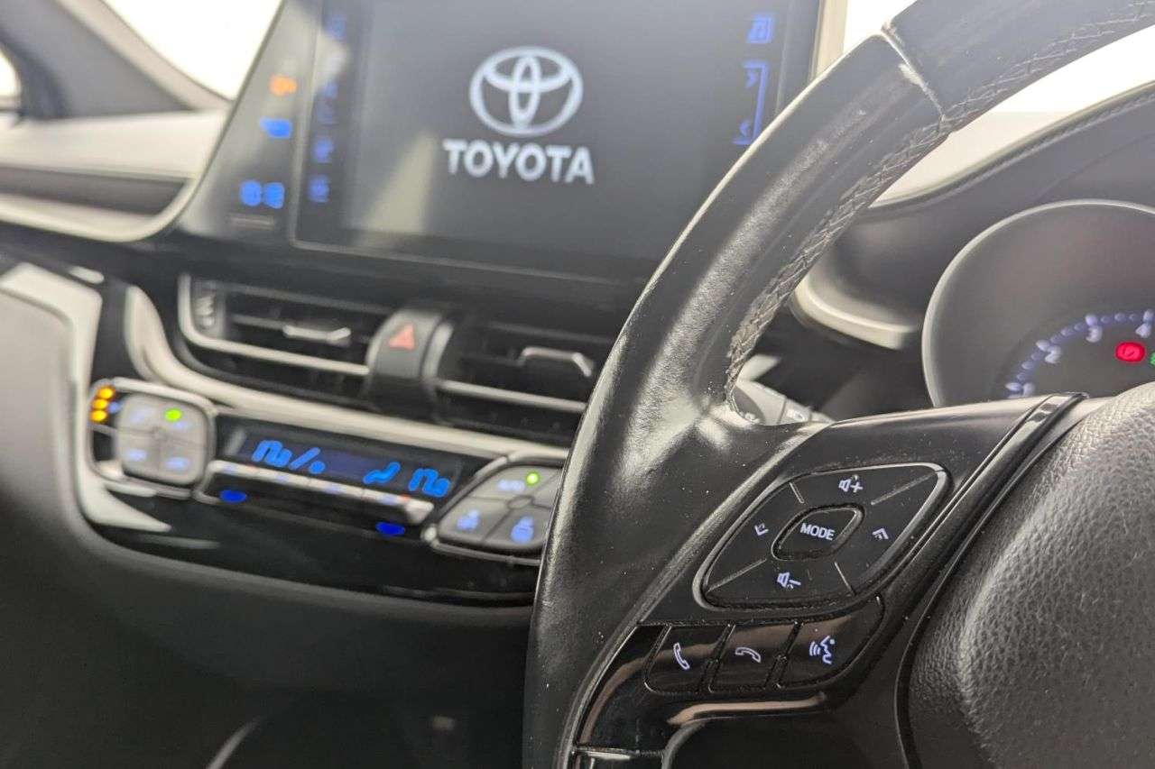 2019 TOYOTA C-HR 2019 TOYOTA C-HR