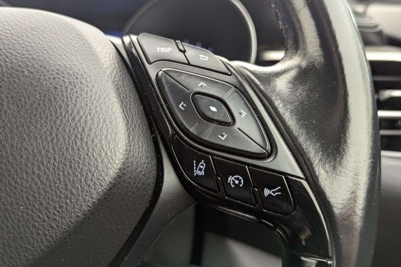 2019 TOYOTA C-HR 2019 TOYOTA C-HR