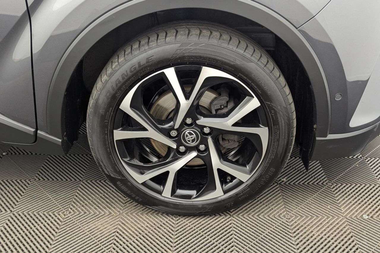 2019 TOYOTA C-HR 2019 TOYOTA C-HR