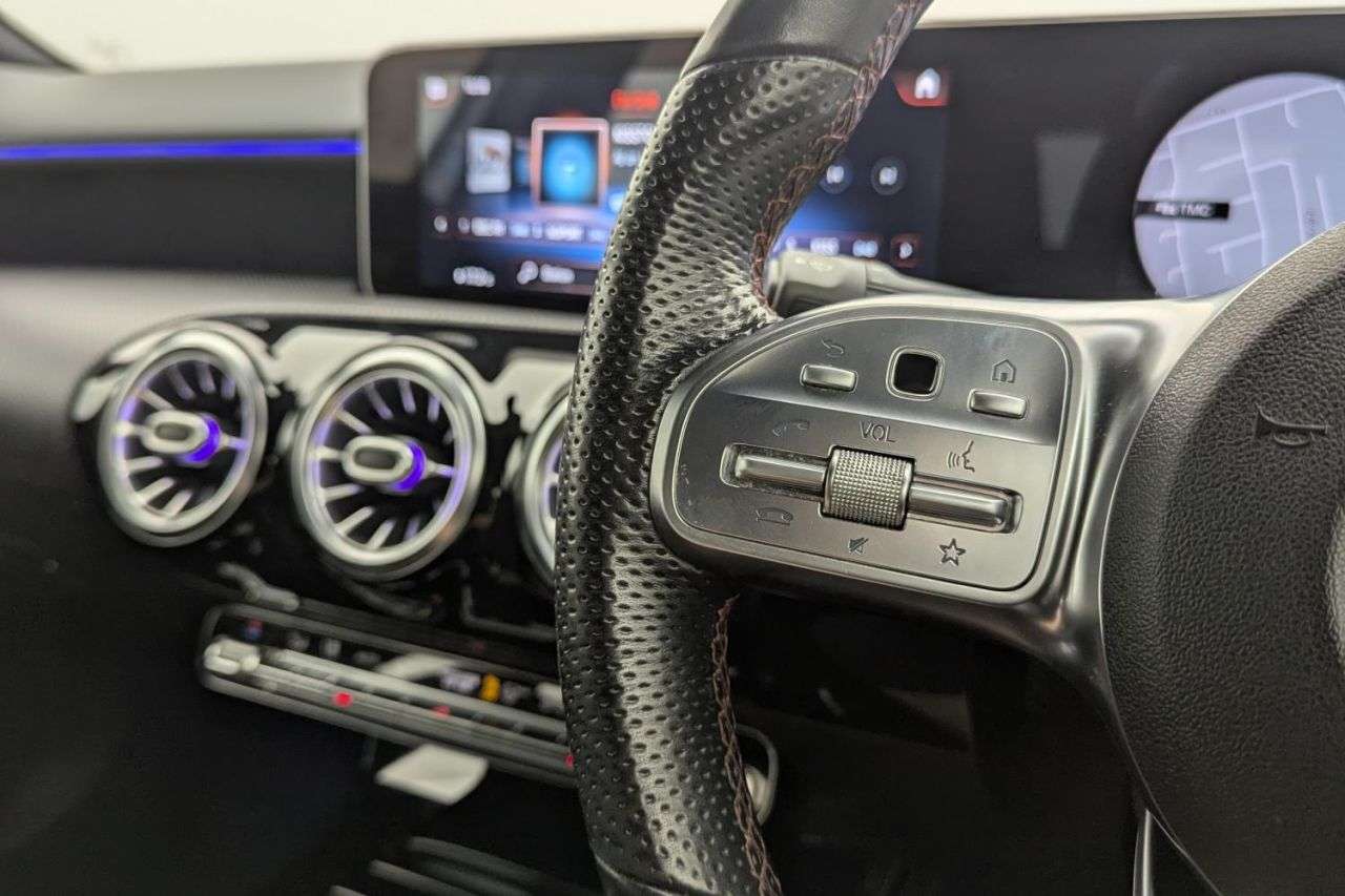 2018 MERCEDES-BENZ A CLASS 2018 MERCEDES-BENZ A CLASS