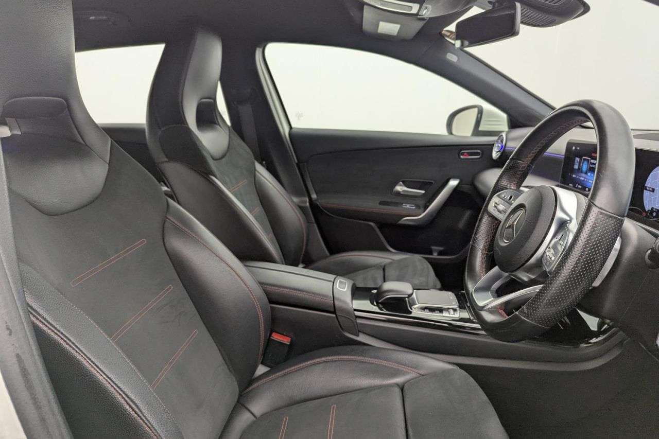 A 2018 MERCEDES-BENZ A CLASS 1.5 A180d AMG Line (Premium) Hatchback 5dr Diesel 7G-DCT Euro 6 (s/s) (116 A 2018 MERCEDES-BENZ A CLASS 1.5 A180d AMG Line (Premium) Hatchback 5dr Diesel 7G-DCT Euro 6 (s/s) (116