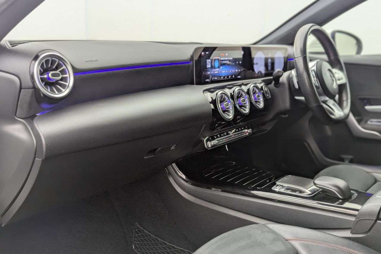 2018 MERCEDES-BENZ A CLASS 2018 MERCEDES-BENZ A CLASS