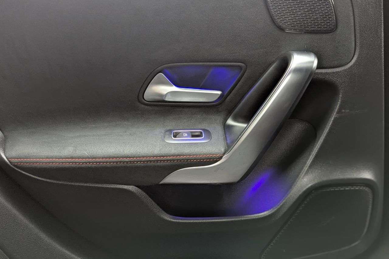 2018 MERCEDES-BENZ A CLASS 2018 MERCEDES-BENZ A CLASS