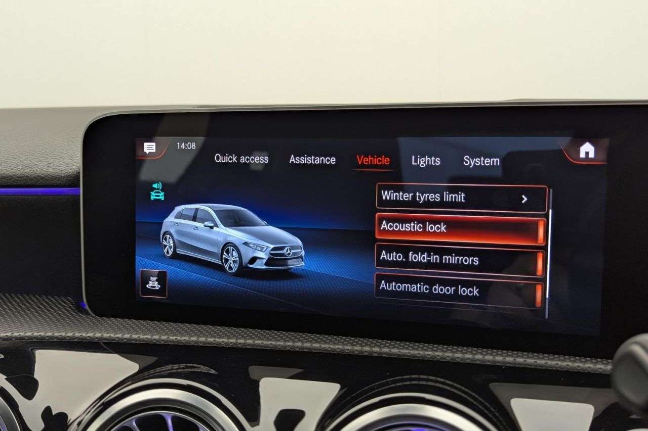2018 MERCEDES-BENZ A CLASS 2018 MERCEDES-BENZ A CLASS