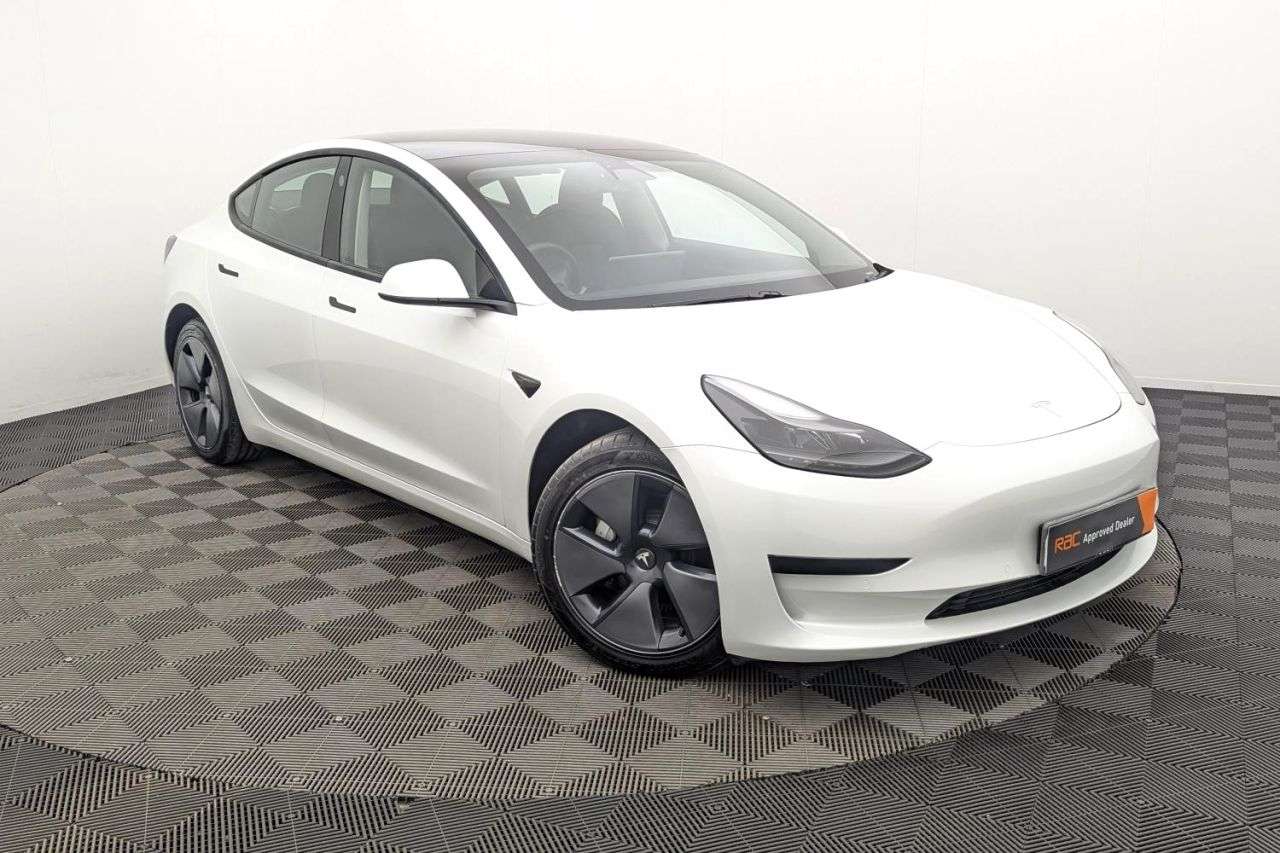 A 2021 TESLA MODEL 3 Standard Range Plus Saloon 4dr Electric Auto RWD (241 bhp) Award Winning 5 A 2021 TESLA MODEL 3 Standard Range Plus Saloon 4dr Electric Auto RWD (241 bhp) Award Winning 5