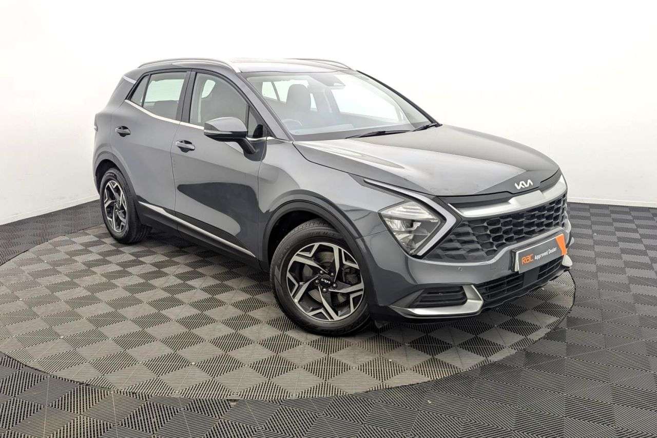 A 2022 KIA SPORTAGE 1.6 T-GDi 2 SUV 5dr Petrol Manual Euro 6 (s/s) (148 bhp) Award Winning 5 St A 2022 KIA SPORTAGE 1.6 T-GDi 2 SUV 5dr Petrol Manual Euro 6 (s/s) (148 bhp) Award Winning 5 St