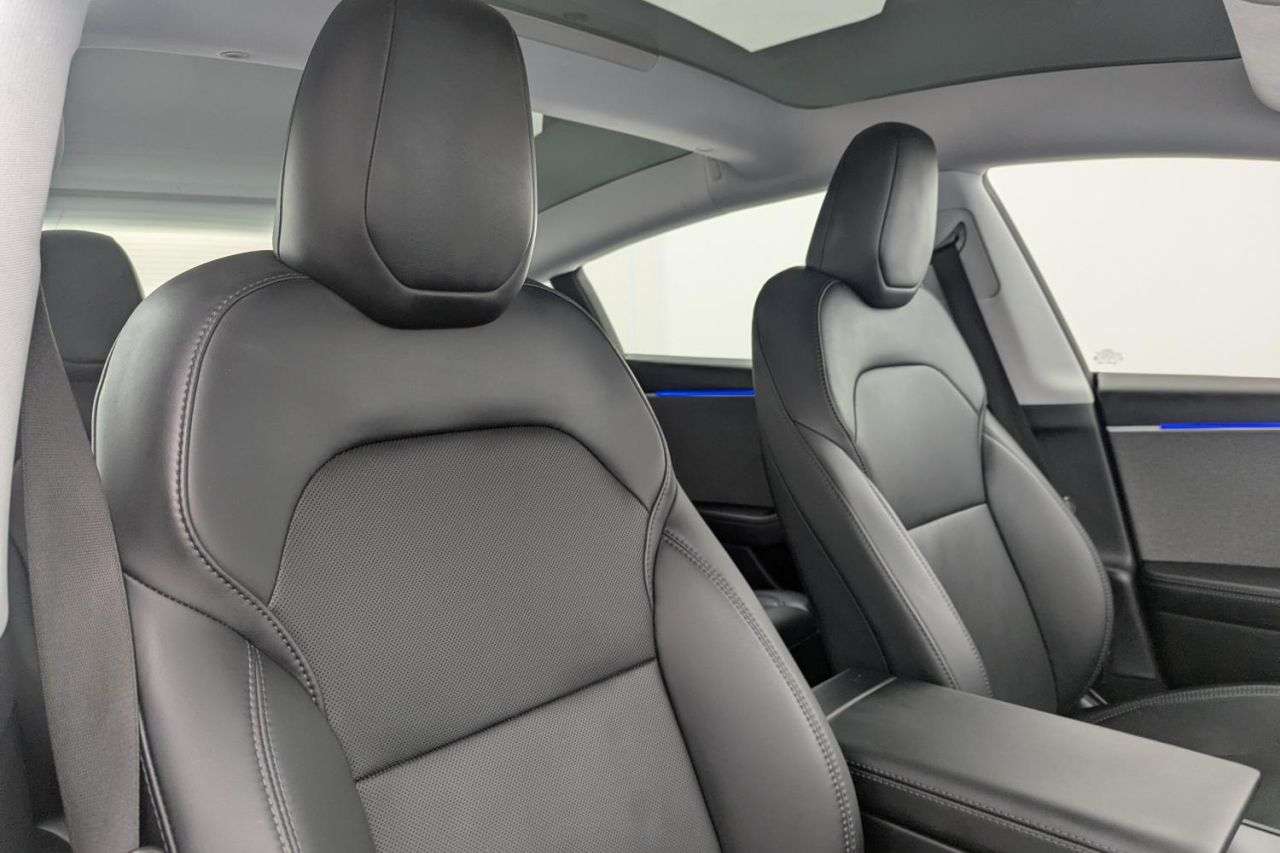 2024 TESLA MODEL 3 2024 TESLA MODEL 3