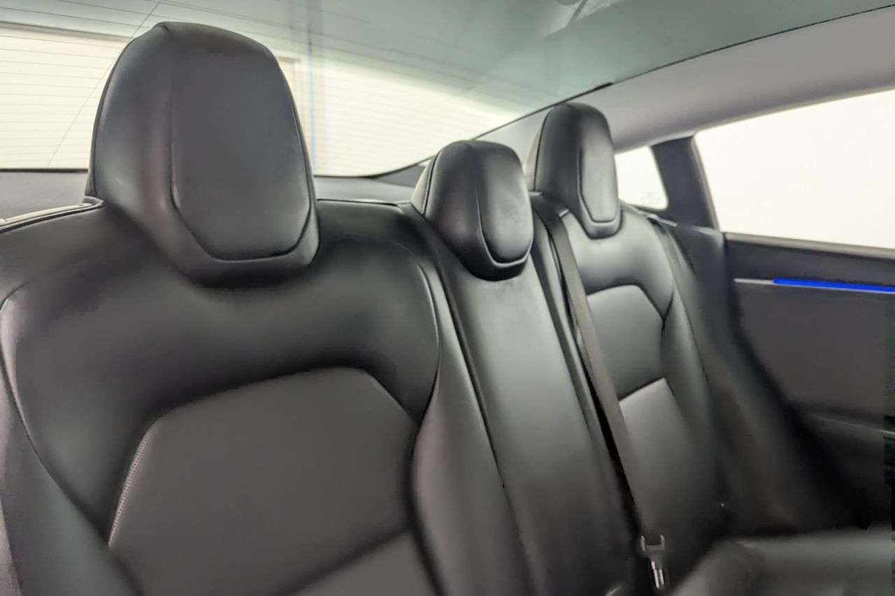 2024 TESLA MODEL 3 2024 TESLA MODEL 3
