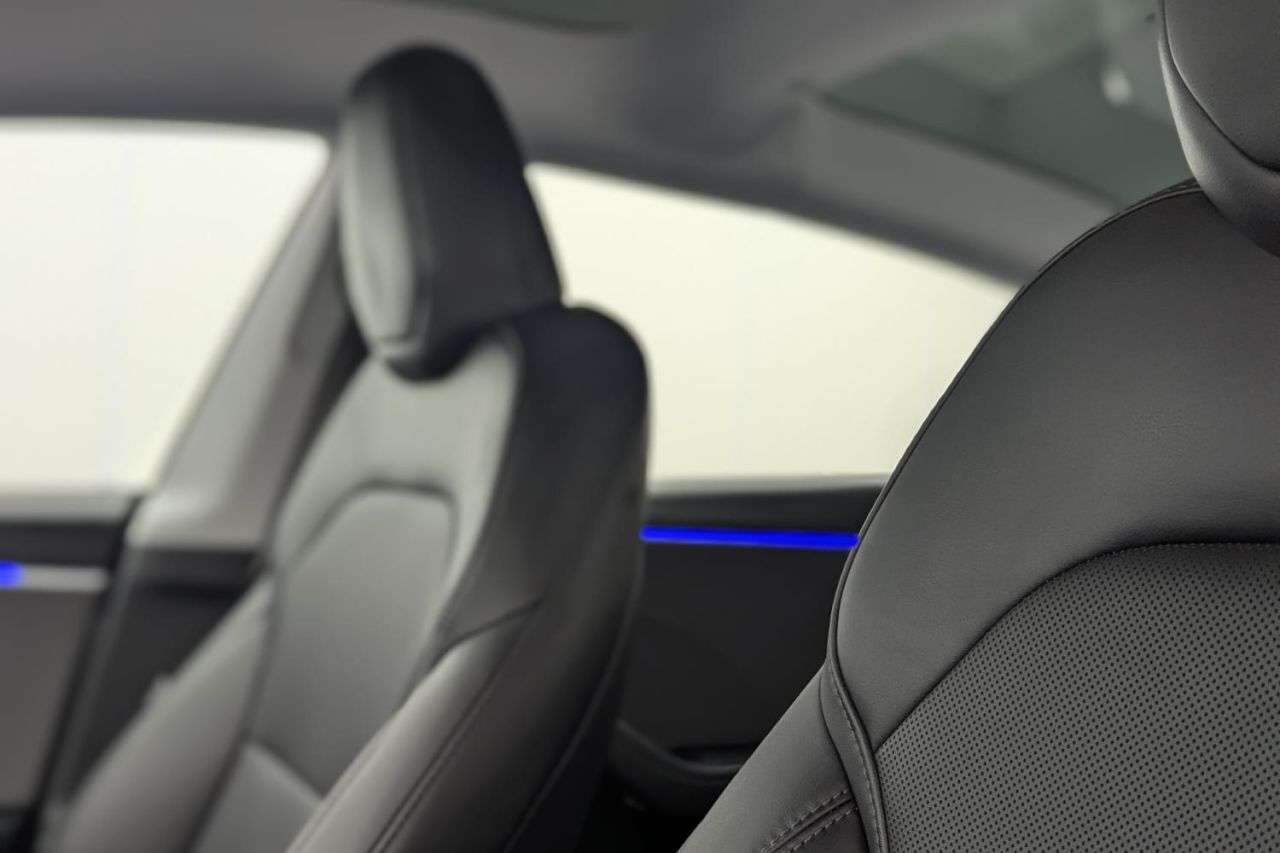 2024 TESLA MODEL 3 2024 TESLA MODEL 3