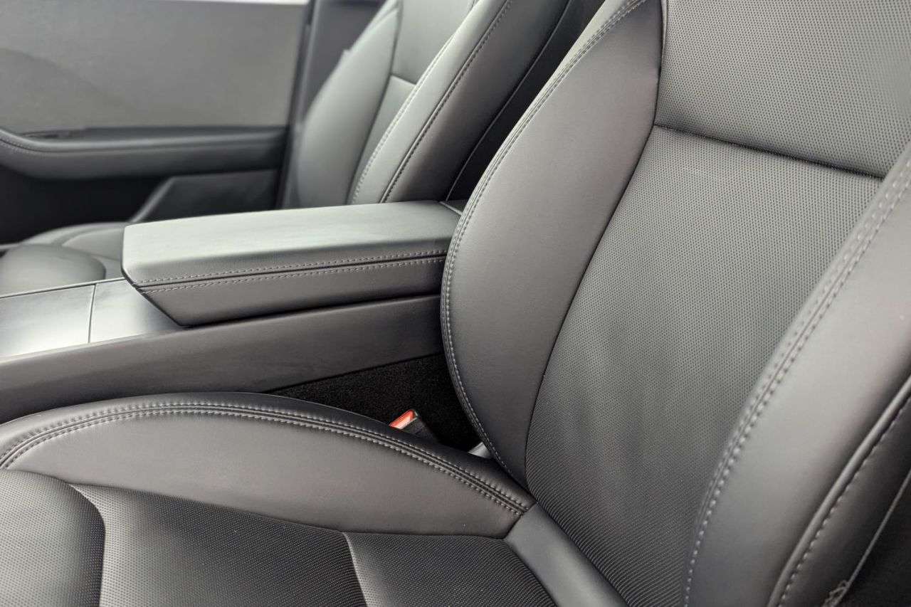 2024 TESLA MODEL 3 2024 TESLA MODEL 3