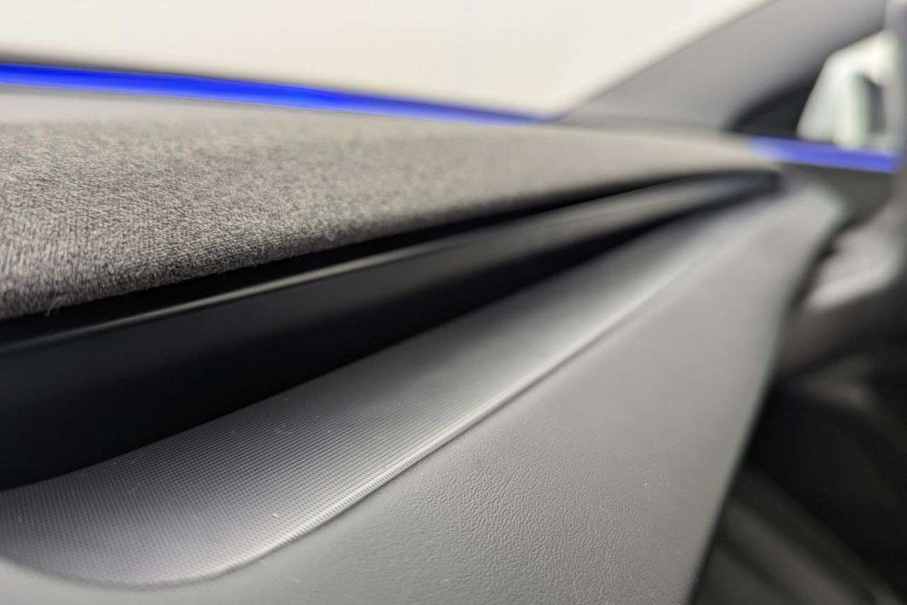2024 TESLA MODEL 3 2024 TESLA MODEL 3