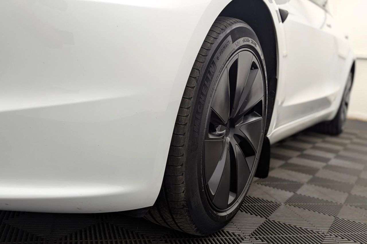 2024 TESLA MODEL 3 2024 TESLA MODEL 3