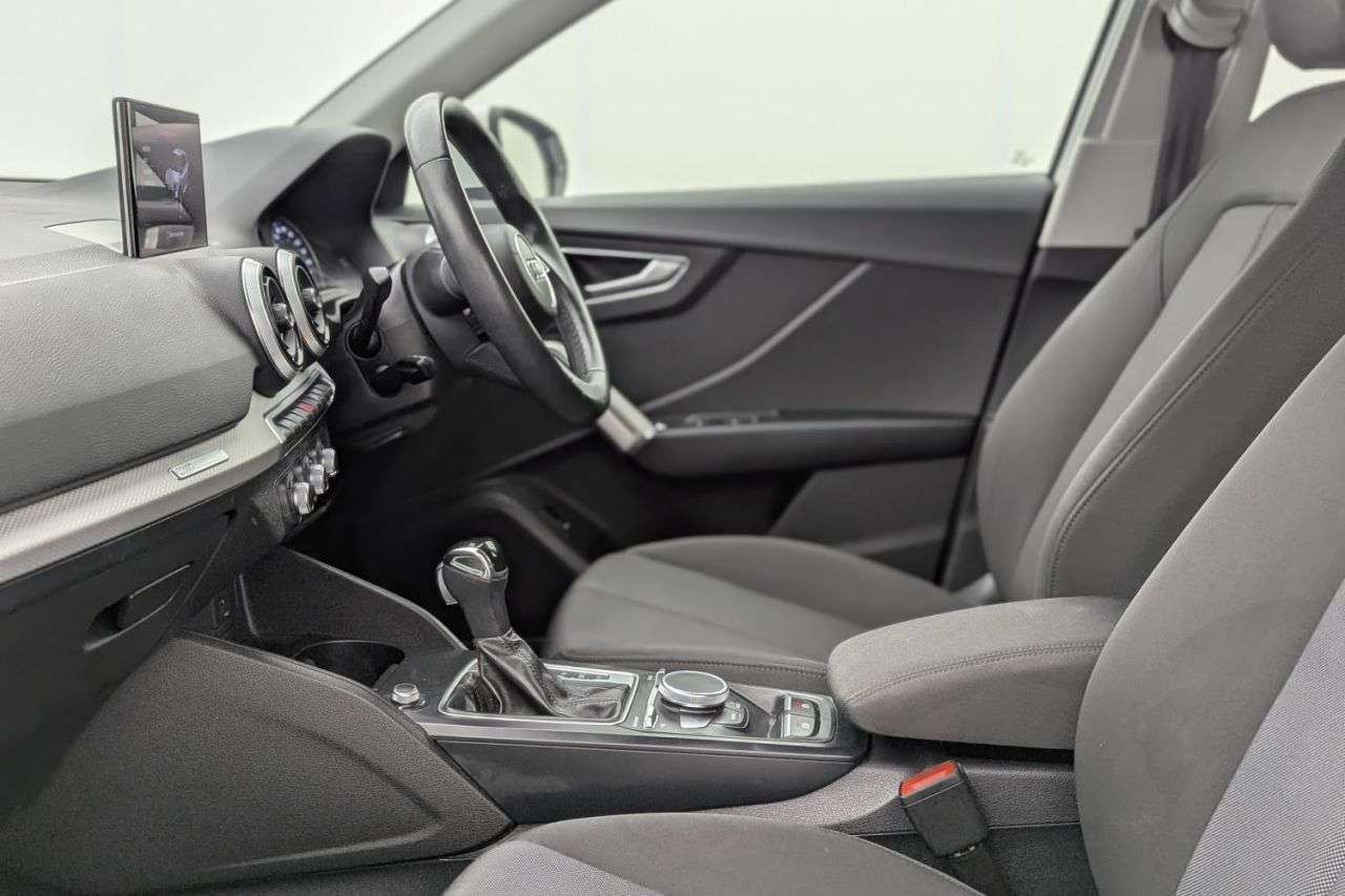 2021 AUDI Q2 2021 AUDI Q2