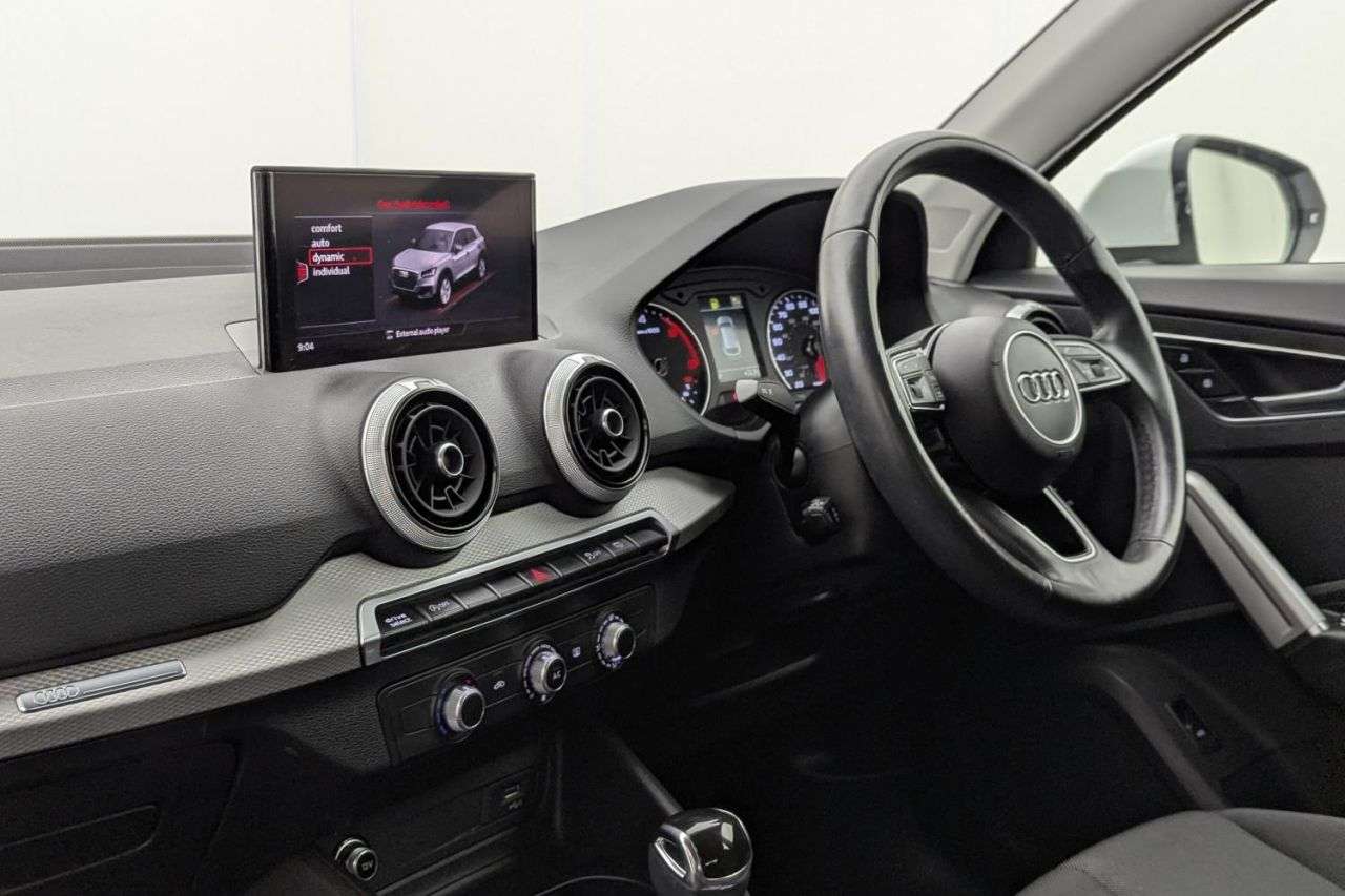 2021 AUDI Q2 2021 AUDI Q2