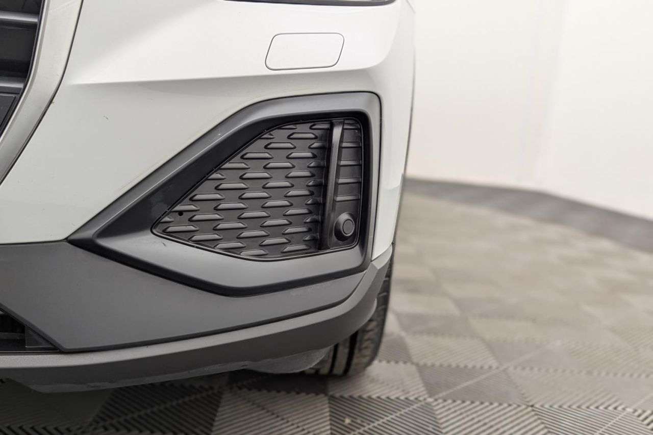 2021 AUDI Q2 2021 AUDI Q2