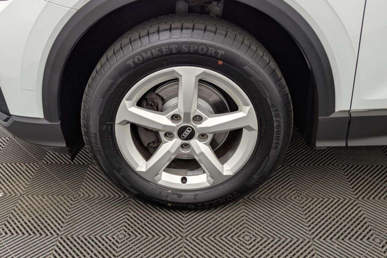 2021 AUDI Q2 2021 AUDI Q2