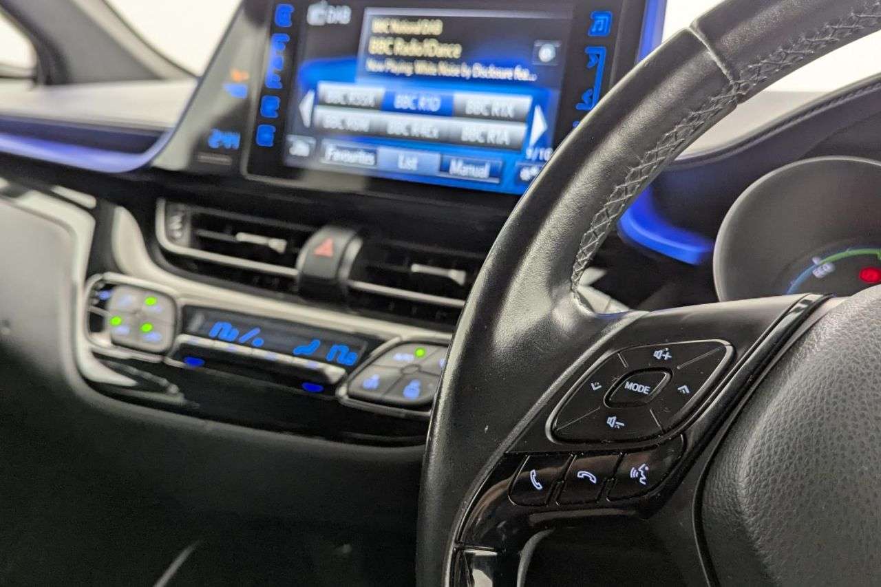 2017 TOYOTA C-HR 2017 TOYOTA C-HR