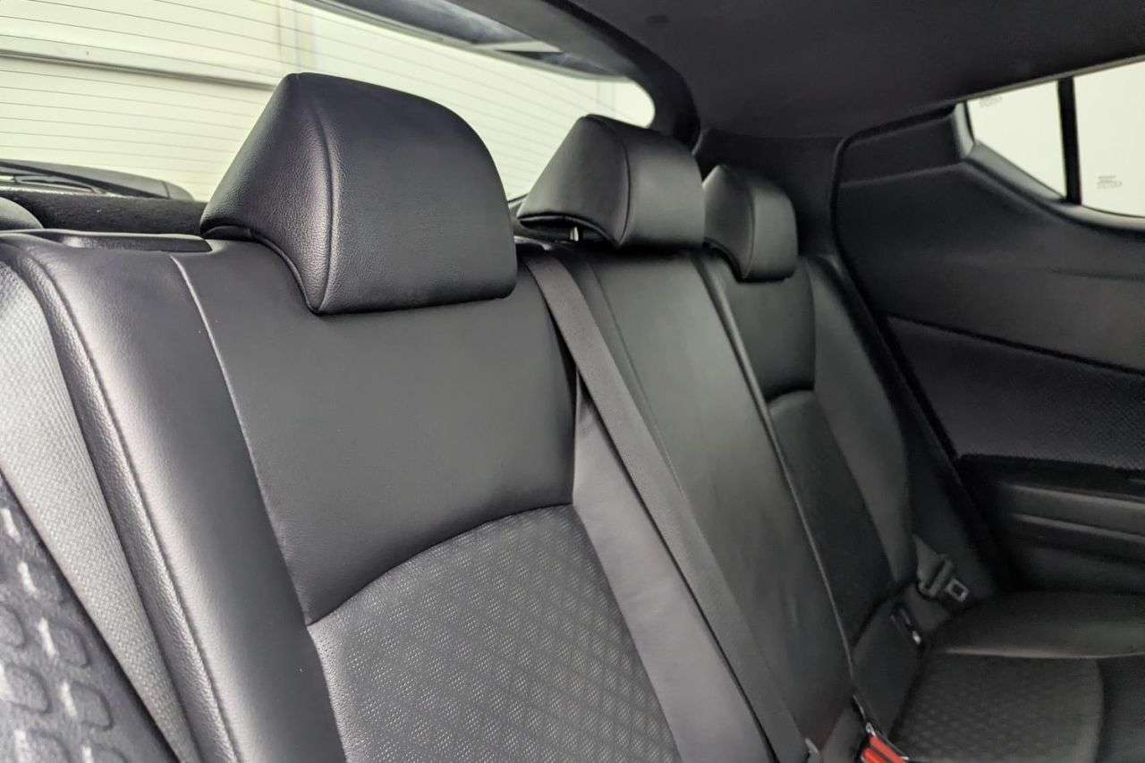 2017 TOYOTA C-HR 2017 TOYOTA C-HR