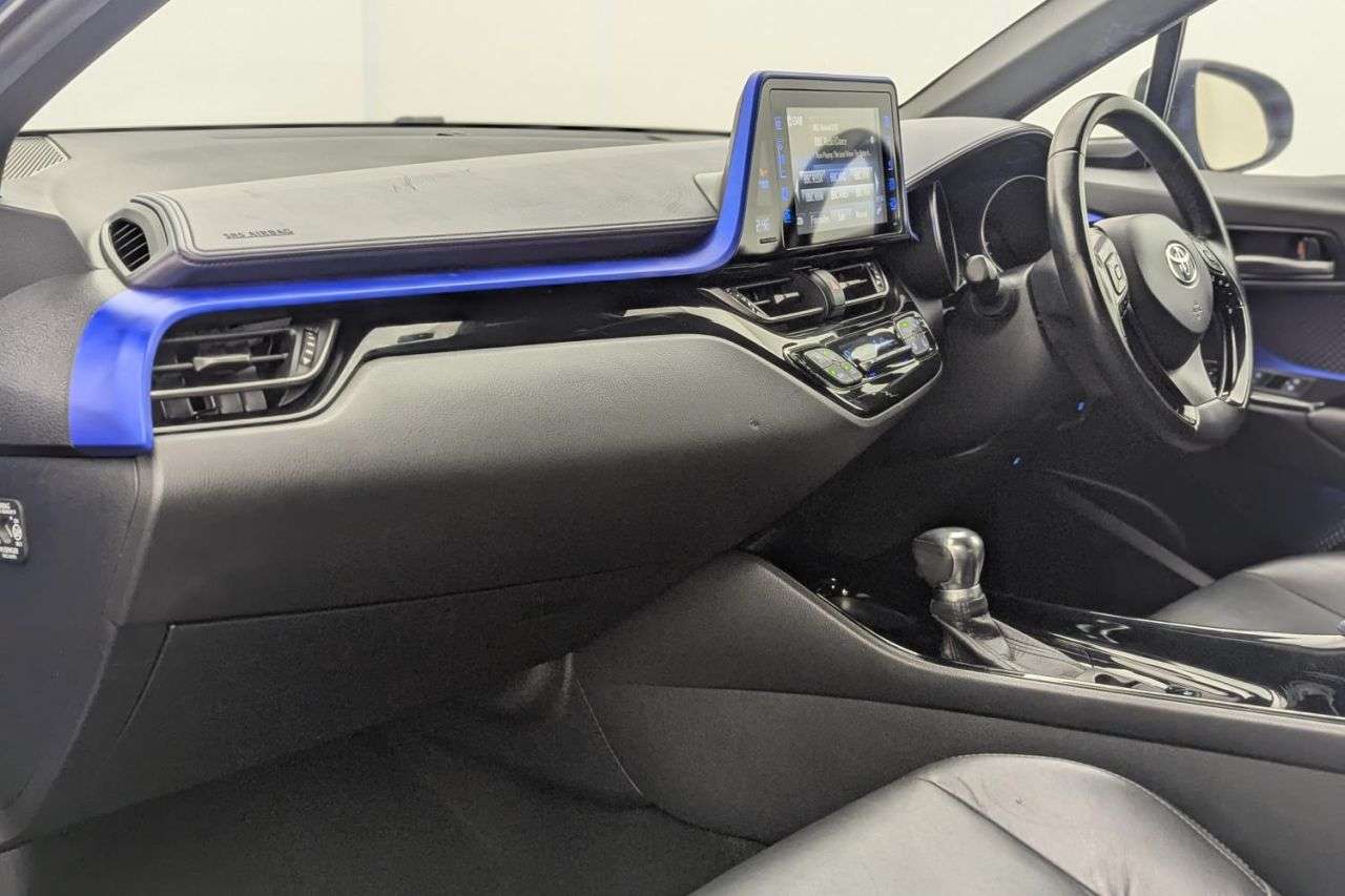 2017 TOYOTA C-HR 2017 TOYOTA C-HR