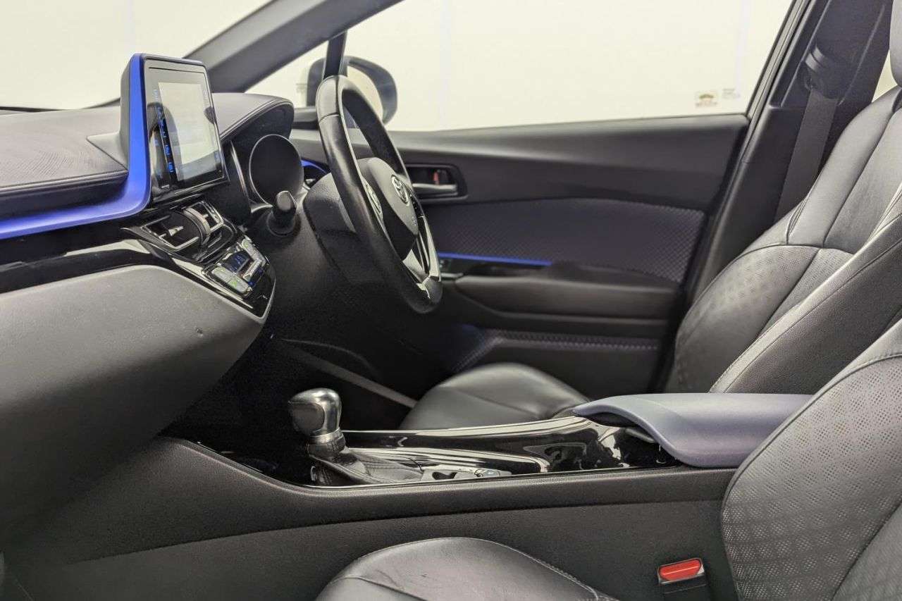 2017 TOYOTA C-HR 2017 TOYOTA C-HR