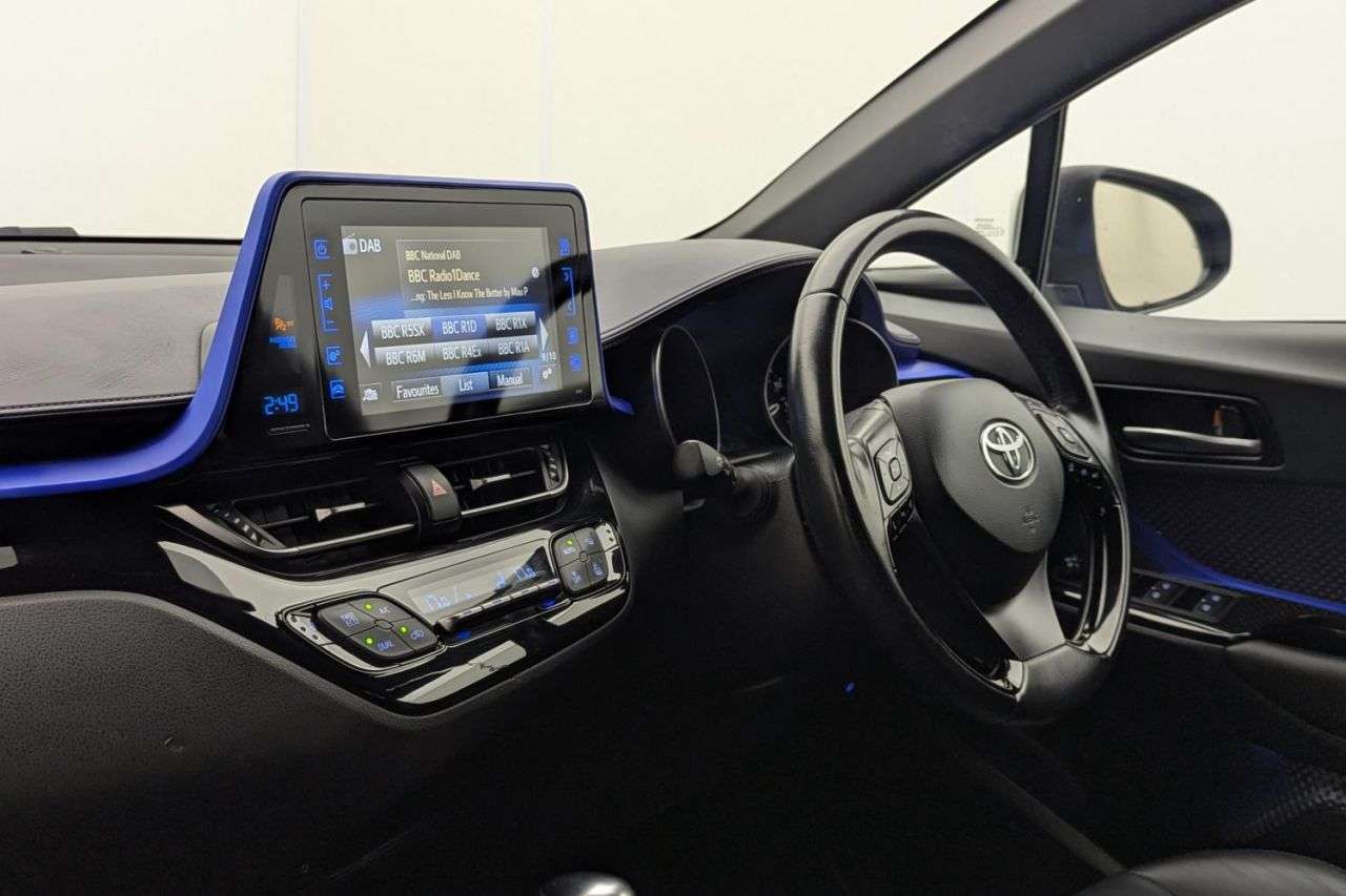 2017 TOYOTA C-HR 2017 TOYOTA C-HR