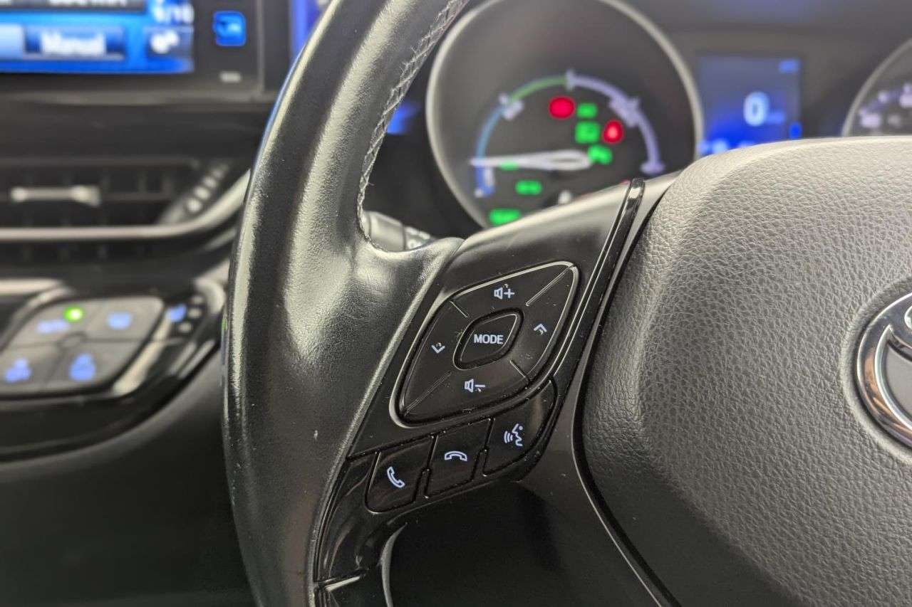 2017 TOYOTA C-HR 2017 TOYOTA C-HR