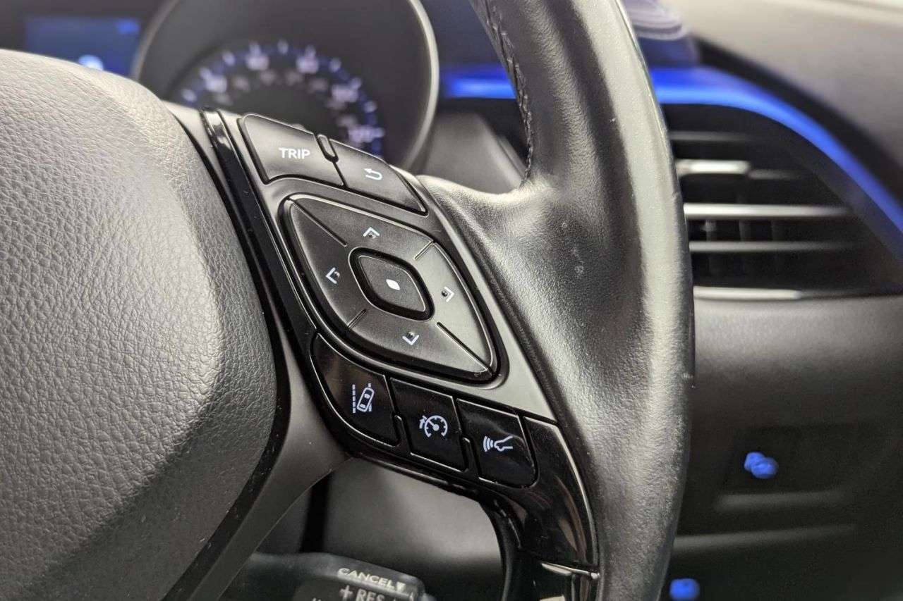 2017 TOYOTA C-HR 2017 TOYOTA C-HR