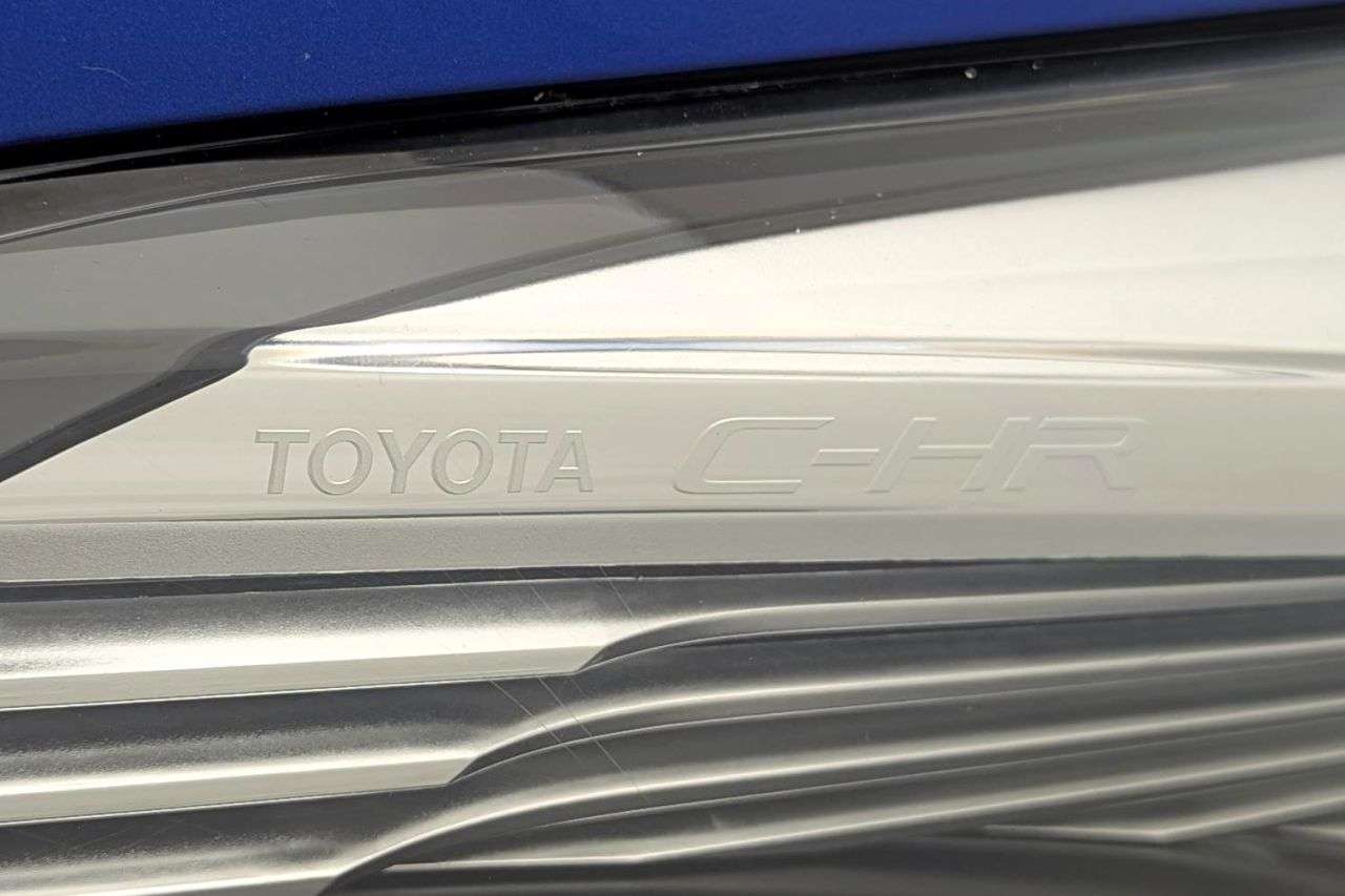 2017 TOYOTA C-HR 2017 TOYOTA C-HR