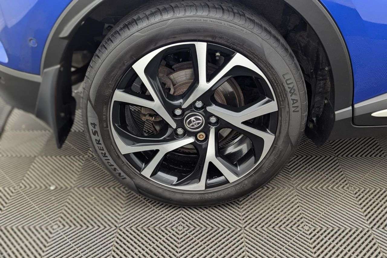 2017 TOYOTA C-HR 2017 TOYOTA C-HR