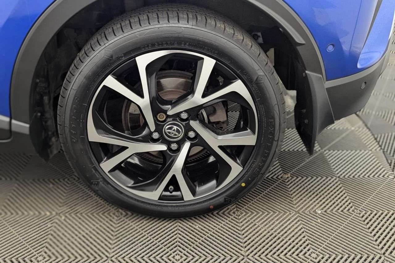 2017 TOYOTA C-HR 2017 TOYOTA C-HR