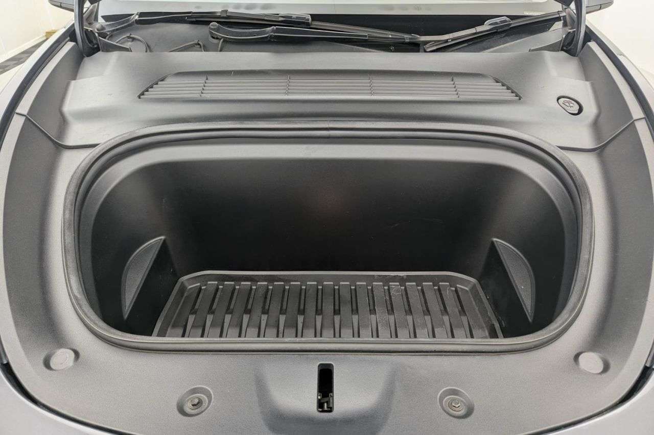 2022 TESLA MODEL Y 2022 TESLA MODEL Y