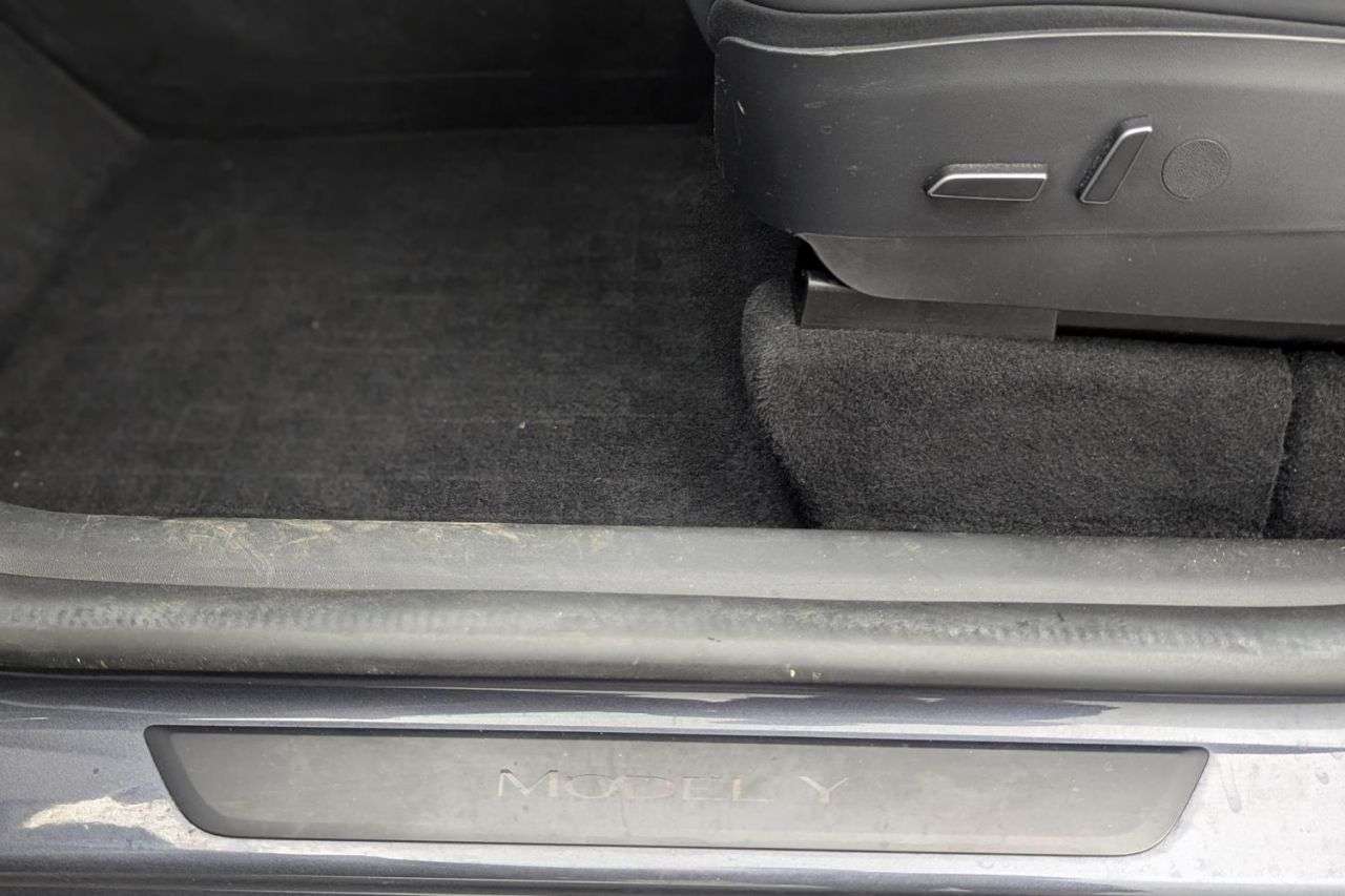 2022 TESLA MODEL Y 2022 TESLA MODEL Y