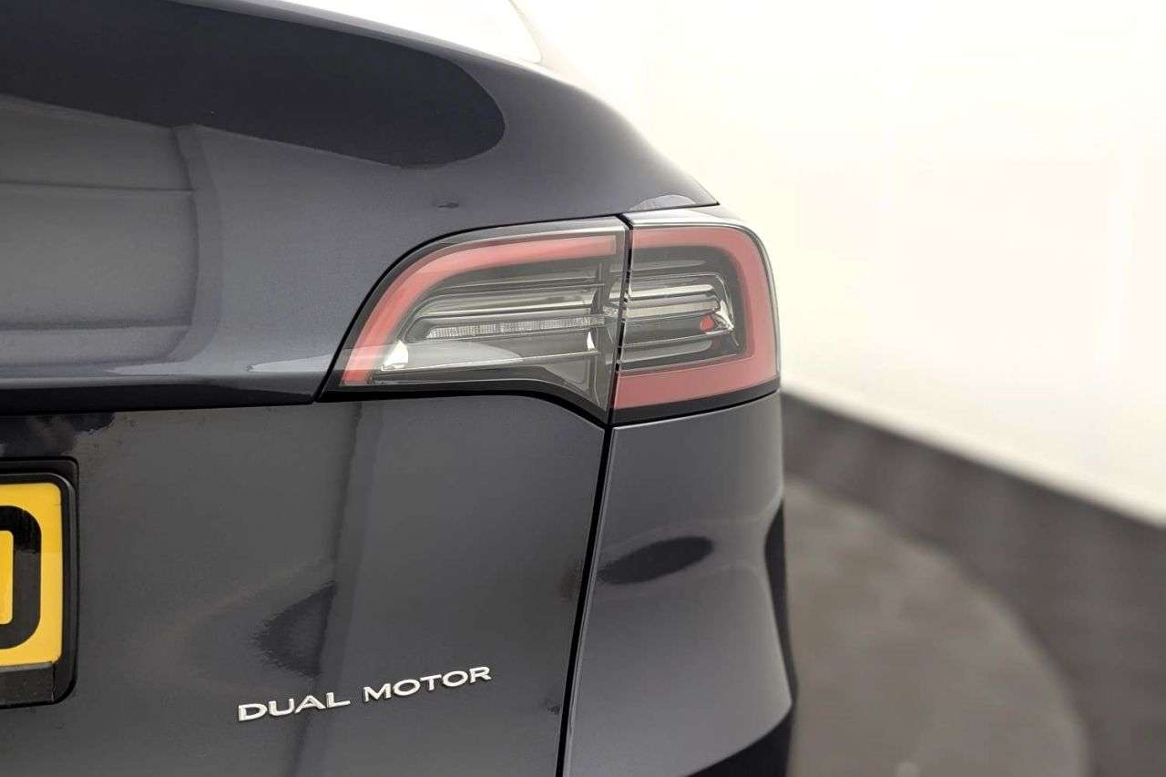 2022 TESLA MODEL Y 2022 TESLA MODEL Y
