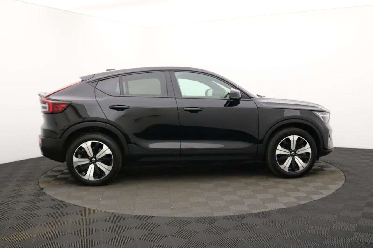 A 2023 VOLVO C40 Recharge 69kWh Core SUV 5dr Electric Auto (231 ps) Award Winning 5 Star Dea A 2023 VOLVO C40 Recharge 69kWh Core SUV 5dr Electric Auto (231 ps) Award Winning 5 Star Dea