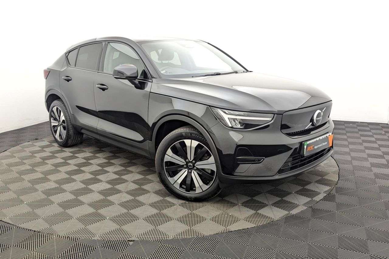 A 2023 VOLVO C40 Recharge 69kWh Core SUV 5dr Electric Auto (231 ps) Award Winning 5 Star Dea A 2023 VOLVO C40 Recharge 69kWh Core SUV 5dr Electric Auto (231 ps) Award Winning 5 Star Dea