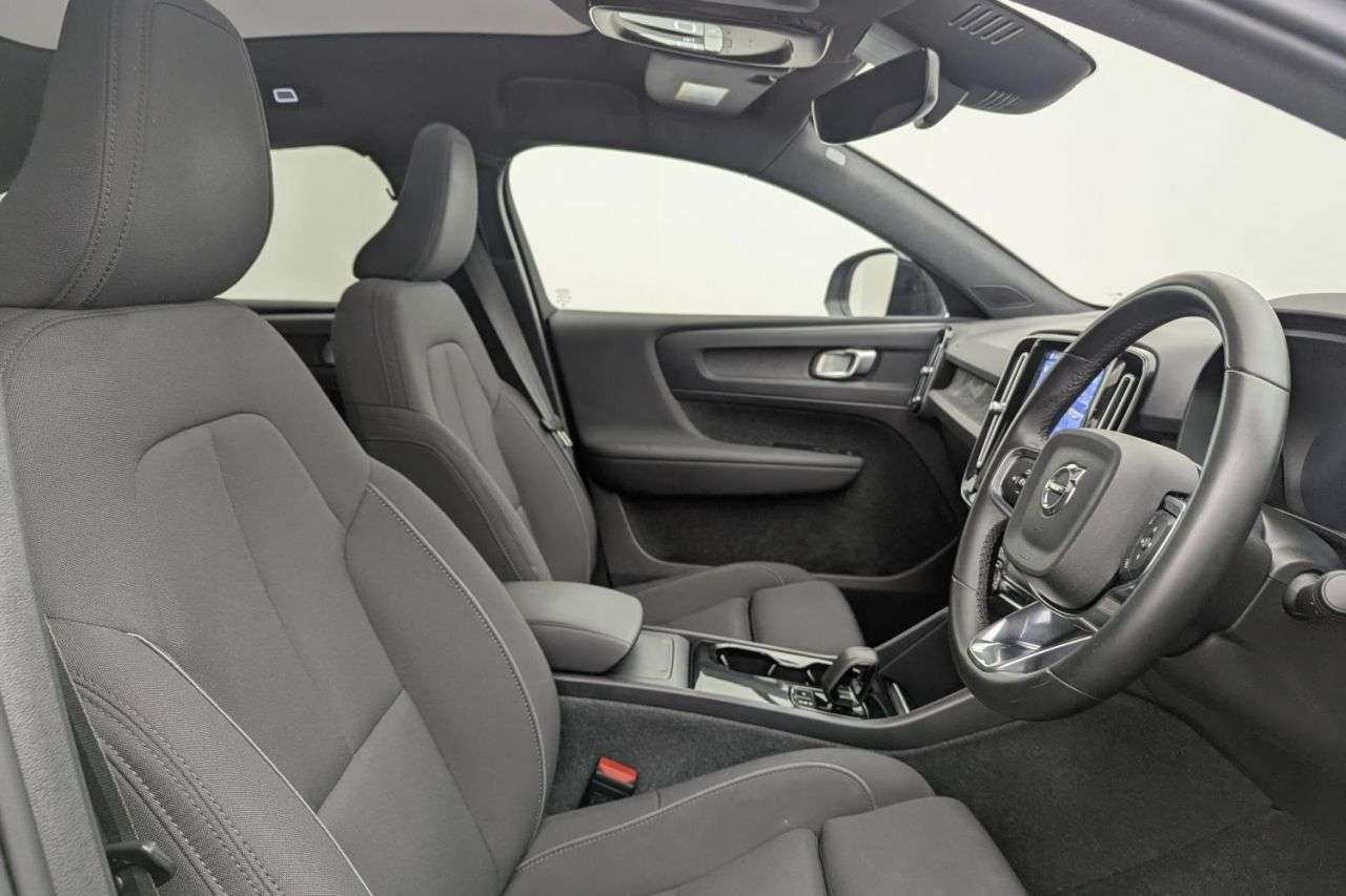 A 2023 VOLVO C40 Recharge 69kWh Core SUV 5dr Electric Auto (231 ps) Award Winning 5 Star Dea A 2023 VOLVO C40 Recharge 69kWh Core SUV 5dr Electric Auto (231 ps) Award Winning 5 Star Dea